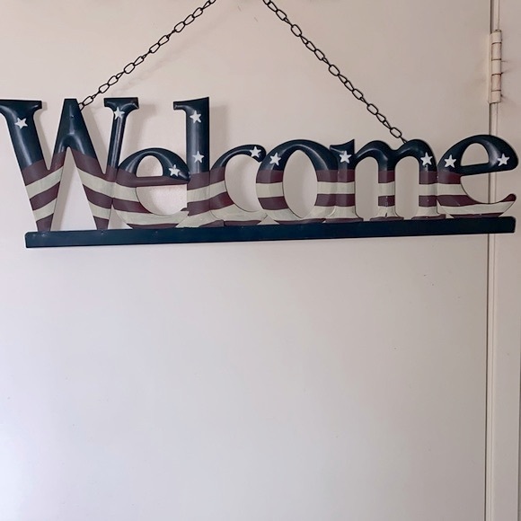 25" Metal Welcome Hanging Sign with Red White & Blue Striped and Star Pattern - Picture 2 of 6